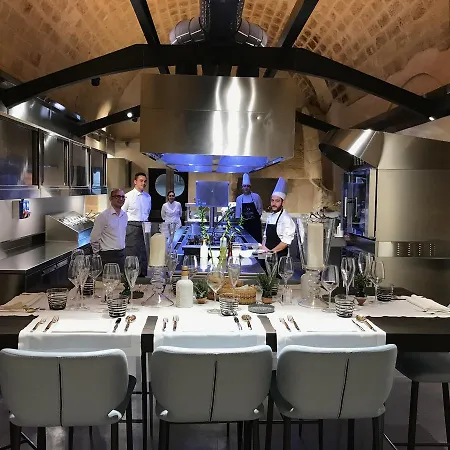 Castello Di Hotel 5*