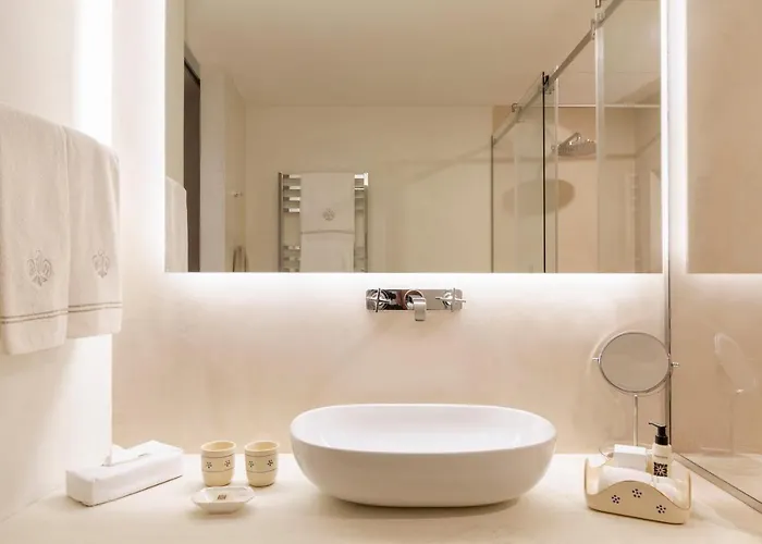 Castello Di 乌真托