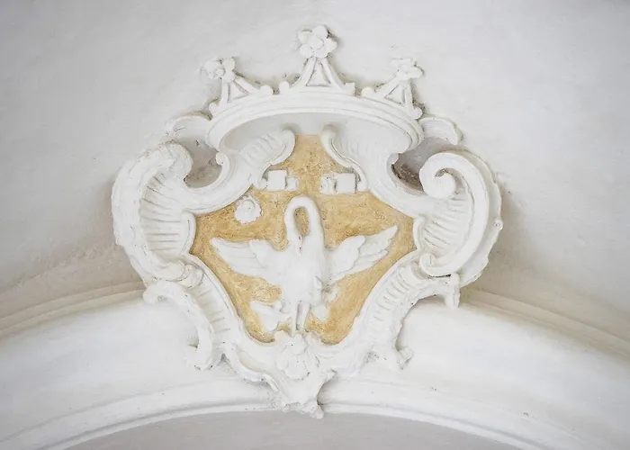 Castello Di 酒店 5*