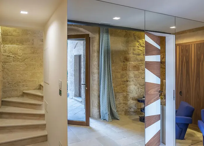 酒店 Castello Di 乌真托