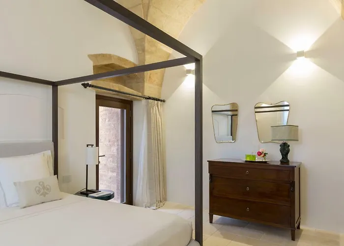 酒店 Castello Di 5*