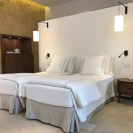 Hotell Castello Di 5*