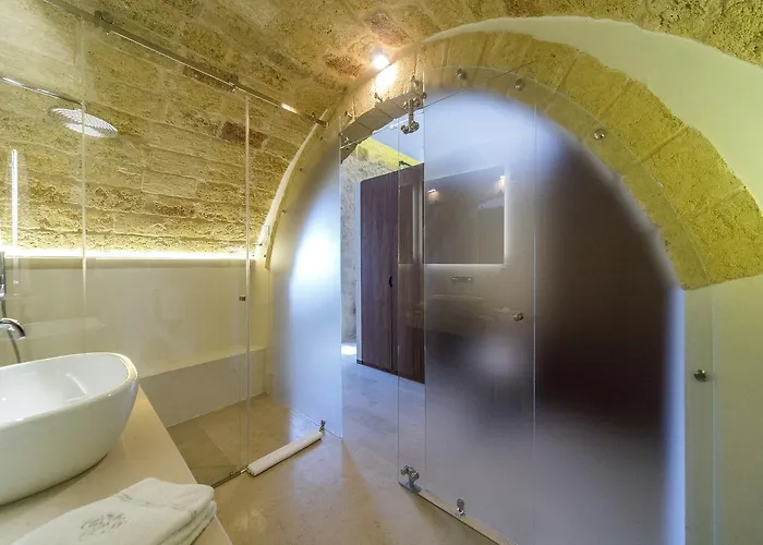 Castello Di Hotel 5*